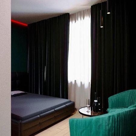 Relax Mini Hotel Jindrisska Prága Kültér fotó