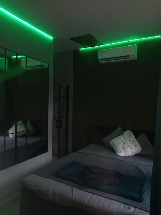 Relax Mini Hotel Jindrisska Prága Kültér fotó